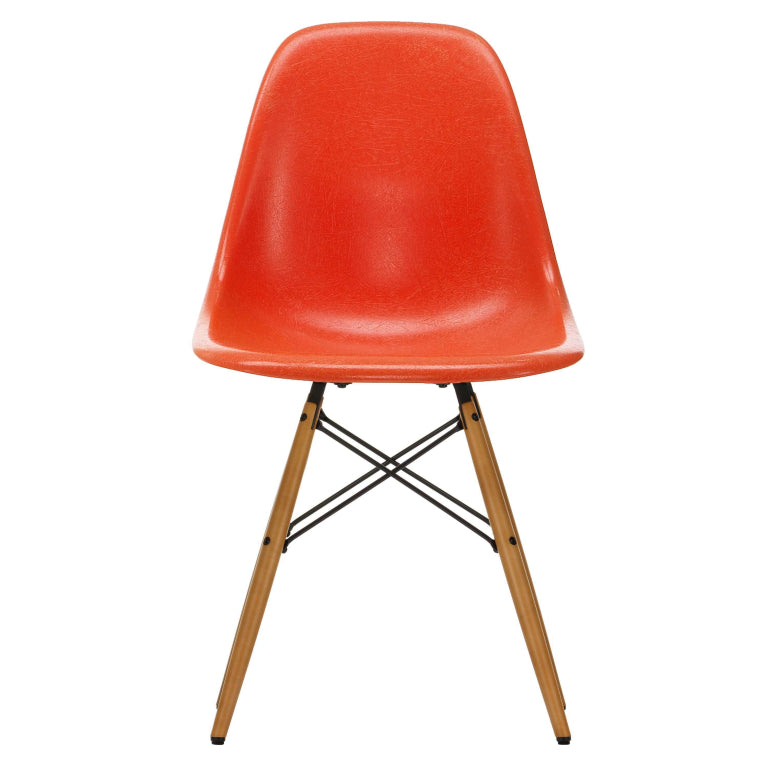 Vitra Eames DSW Fiberglass chair yellowish maple