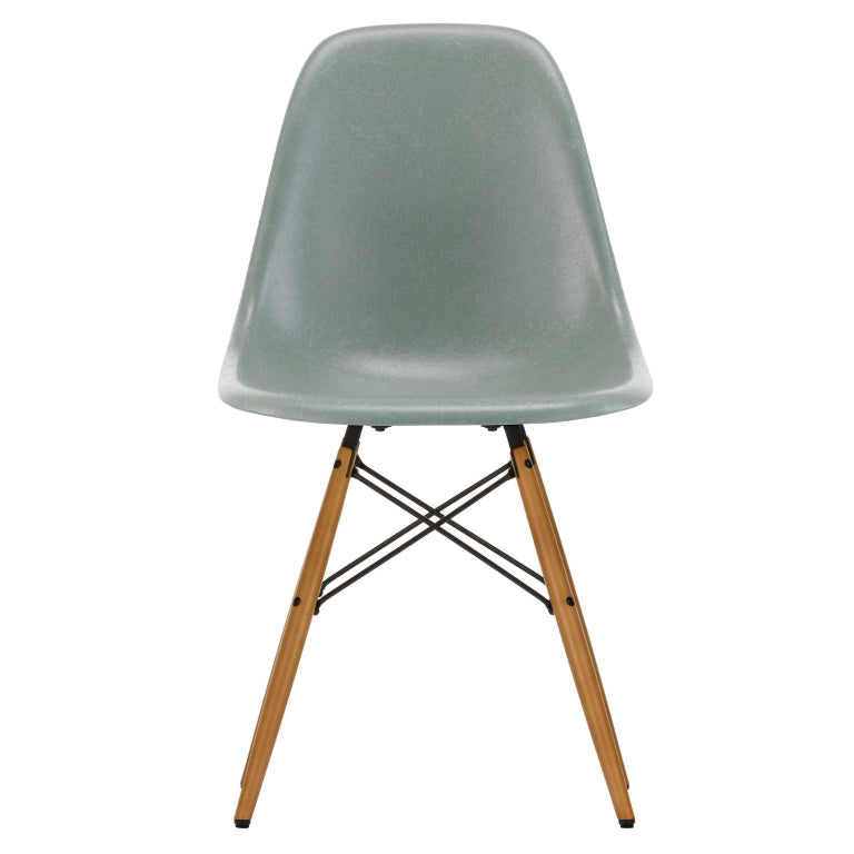Vitra Eames DSW Fiberglass chair yellowish maple
