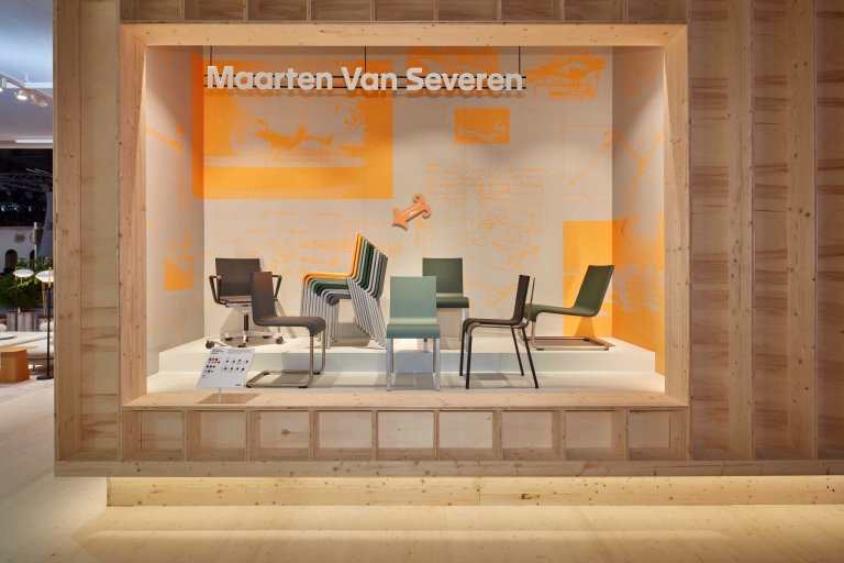 Vitra .03 stol p. base sort ikke stabelbar