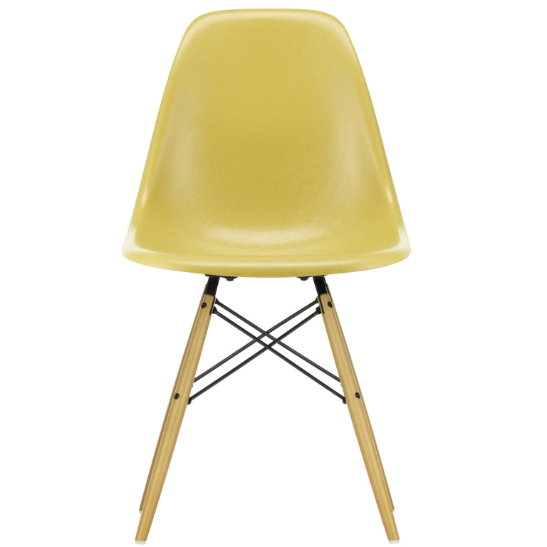 Vitra Eames DSW Fiberglass chair yellowish maple