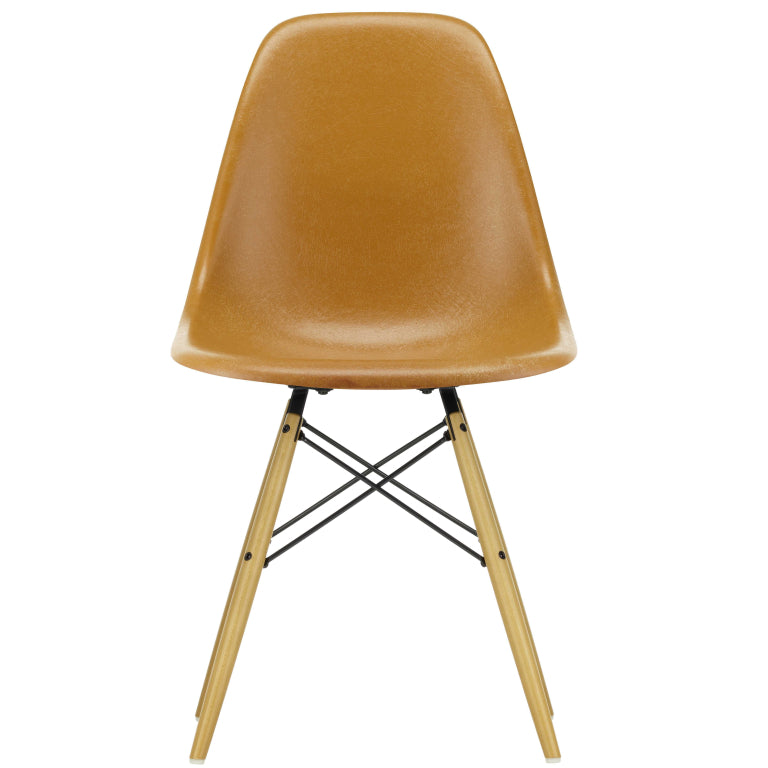 Vitra Eames DSW Fiberglass chair yellowish maple