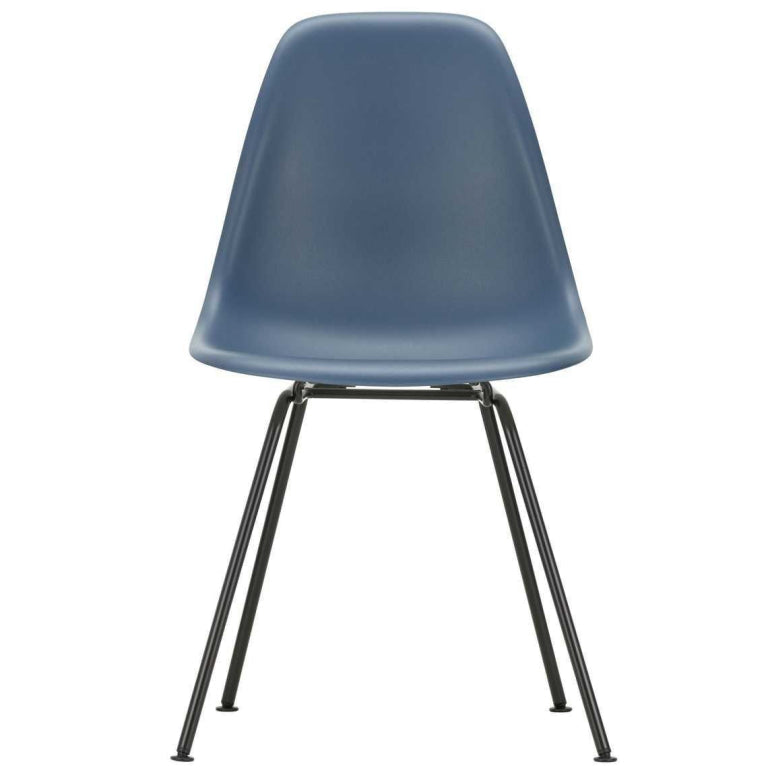 Vitra Eames DSX stol sort pulverlakeret base