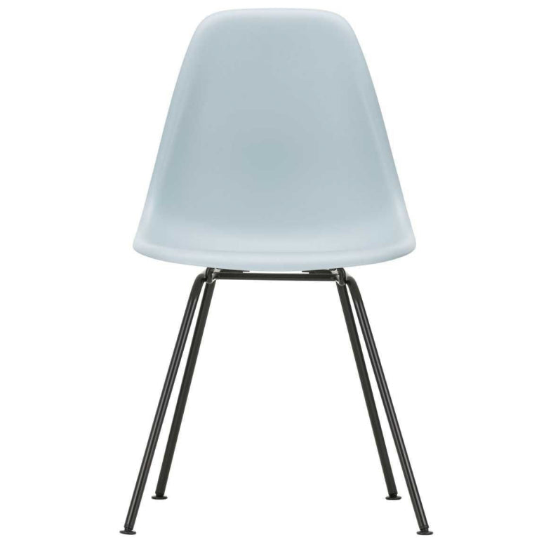 Vitra Eames DSX stol sort pulverlakeret base