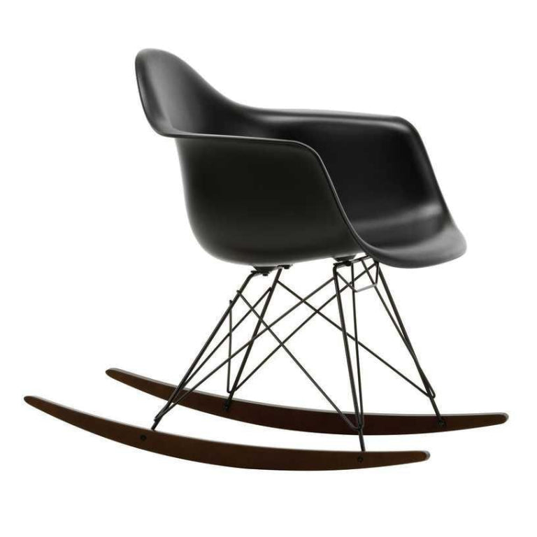 Vitra Eames RAR gyngestol mørk base i ahorn