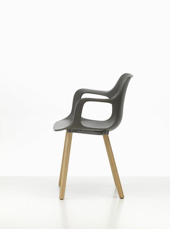 Vitra HAL RE lænestol eg base basalt