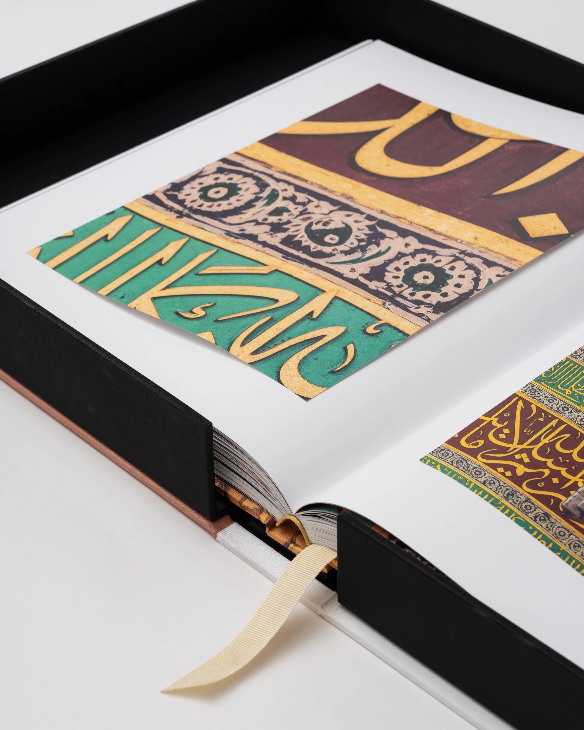 ASSOULINE Al'Madinah: The City of the Prophet