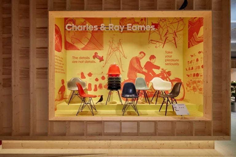 Vitra Eames DSR Glasfiber stol krom understel