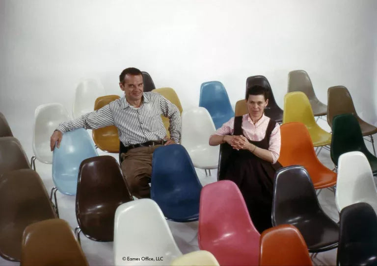 Vitra Eames DSX stol sort pulverlakeret base