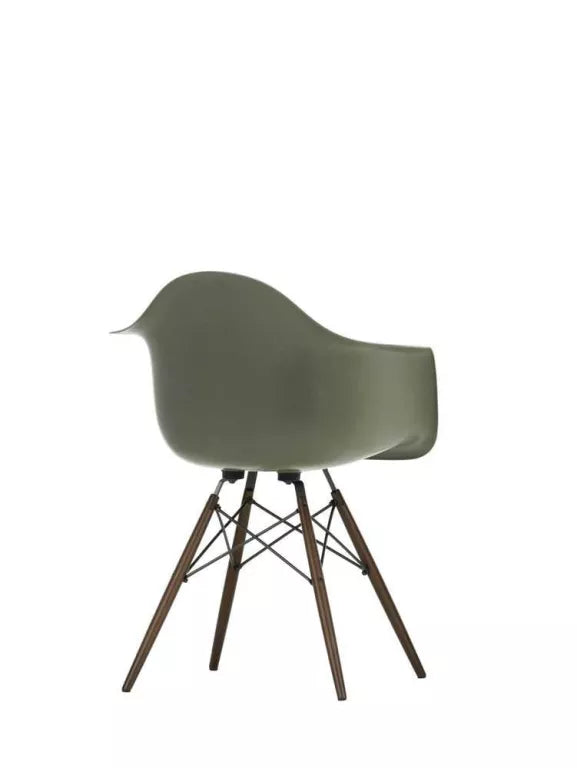 Vitra Eames DAW Glasfiberstol mørk ahorn