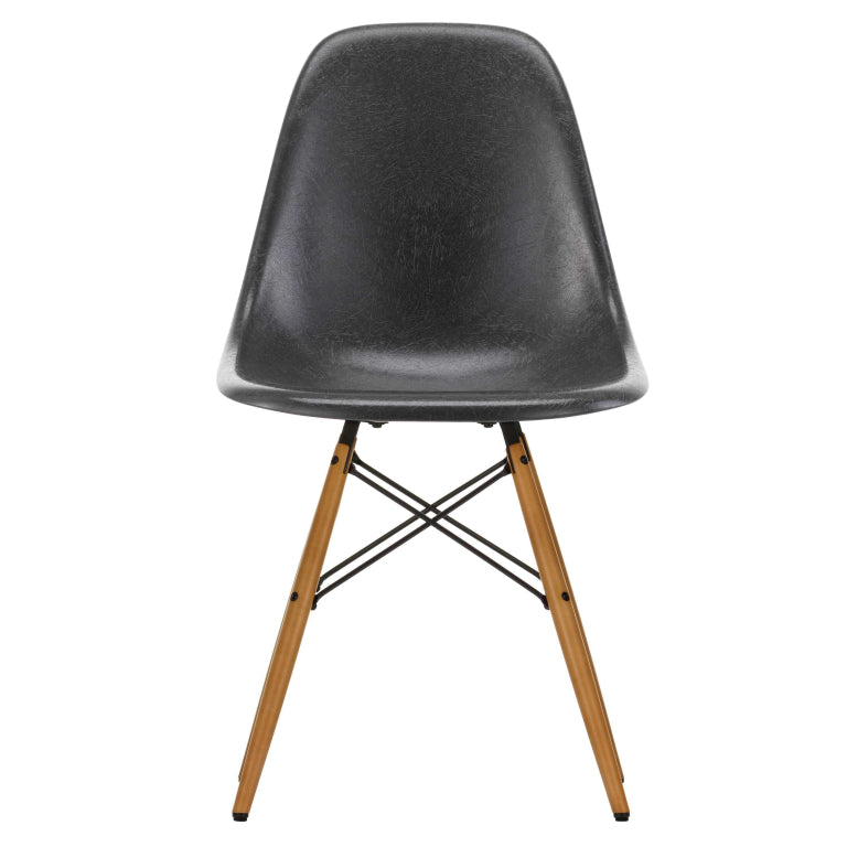 Vitra Eames DSW Fiberglass chair yellowish maple