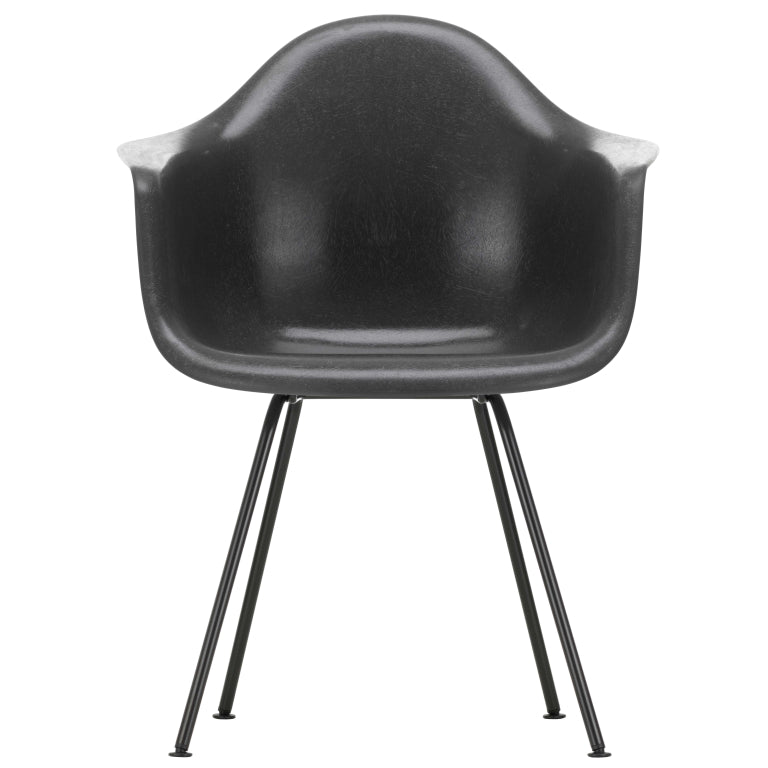 Vitra Eames DAX Fiberglass chair black