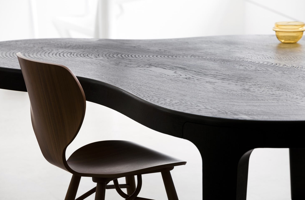 Linteloo Isola dining table