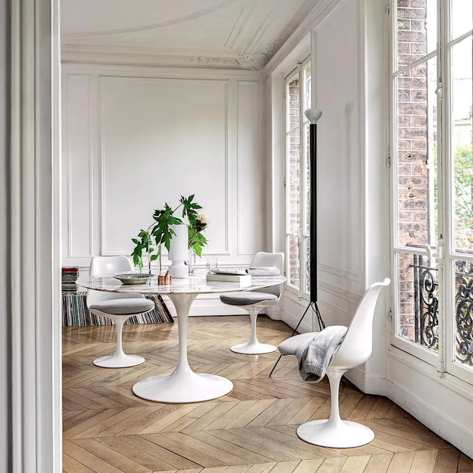 Knoll Saarinen Round eettafel Ø 107 cm White