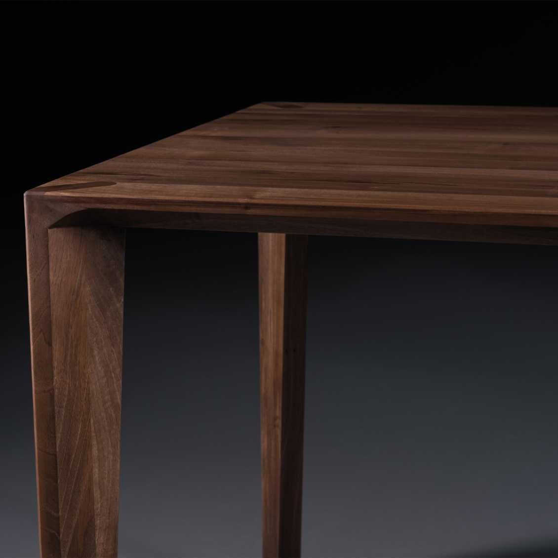 Artisan Hanny dining table