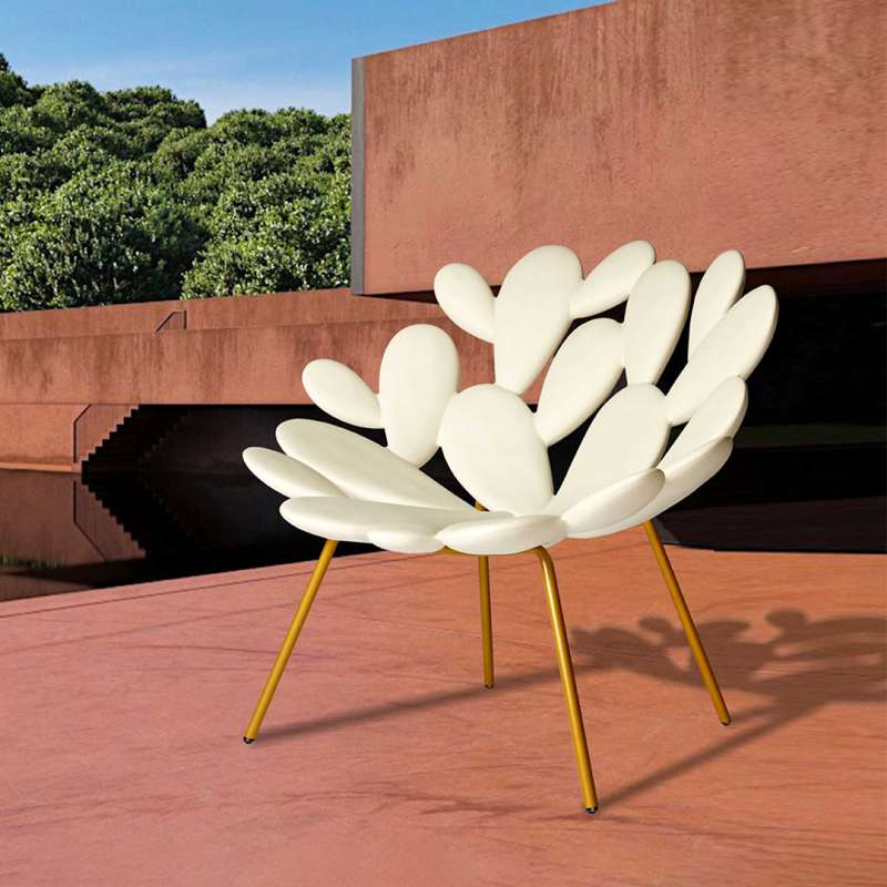 Qeeboo Filicudi Armchair white and brass
