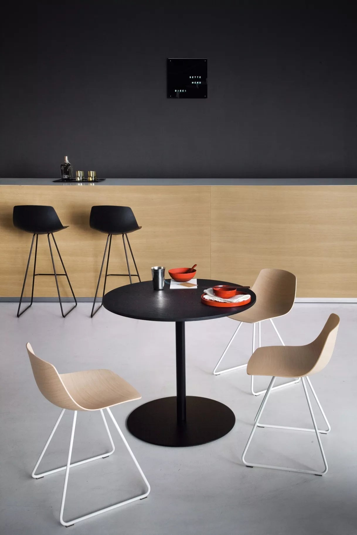 Lapalma Miunn sled stool  / 75cm