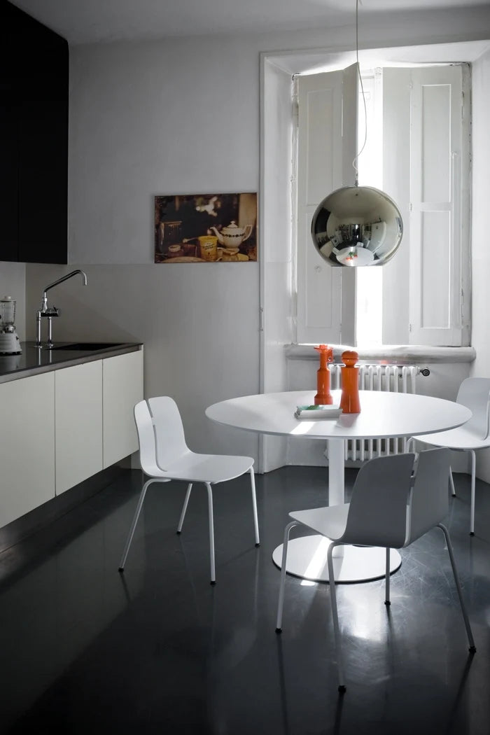 Lapalma Rondo table  120cm (lacquer base)