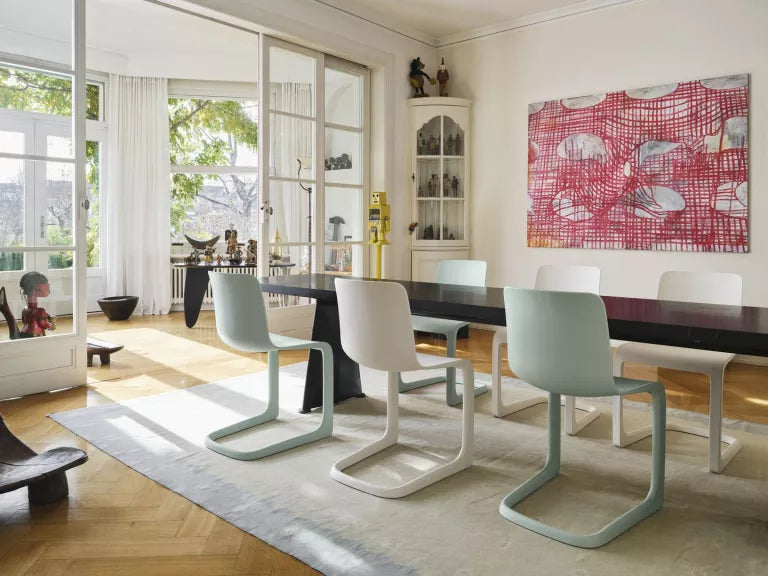 Vitra Evo-C dining chair